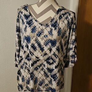 Tahari Blue and Gray Patterned Blouse